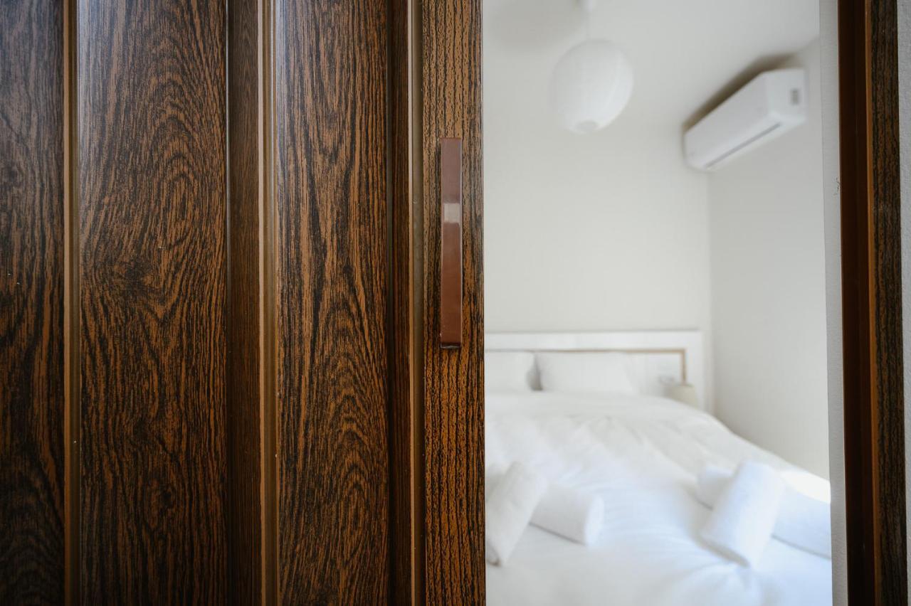 Lb Luxury Apartments Волос Экстерьер фото